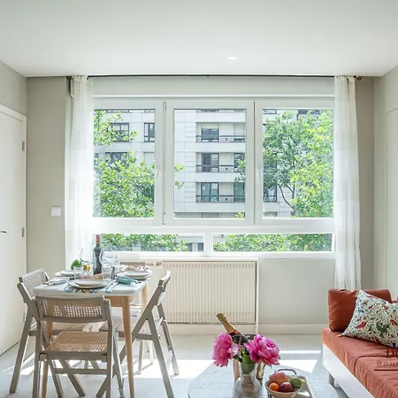 De Montescal - Hot Tub And Ac Cosy Apartment A Prime Location 40M2 Paris Extérieur photo